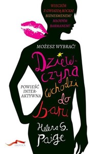 Dziewczyna wchodzi do baru